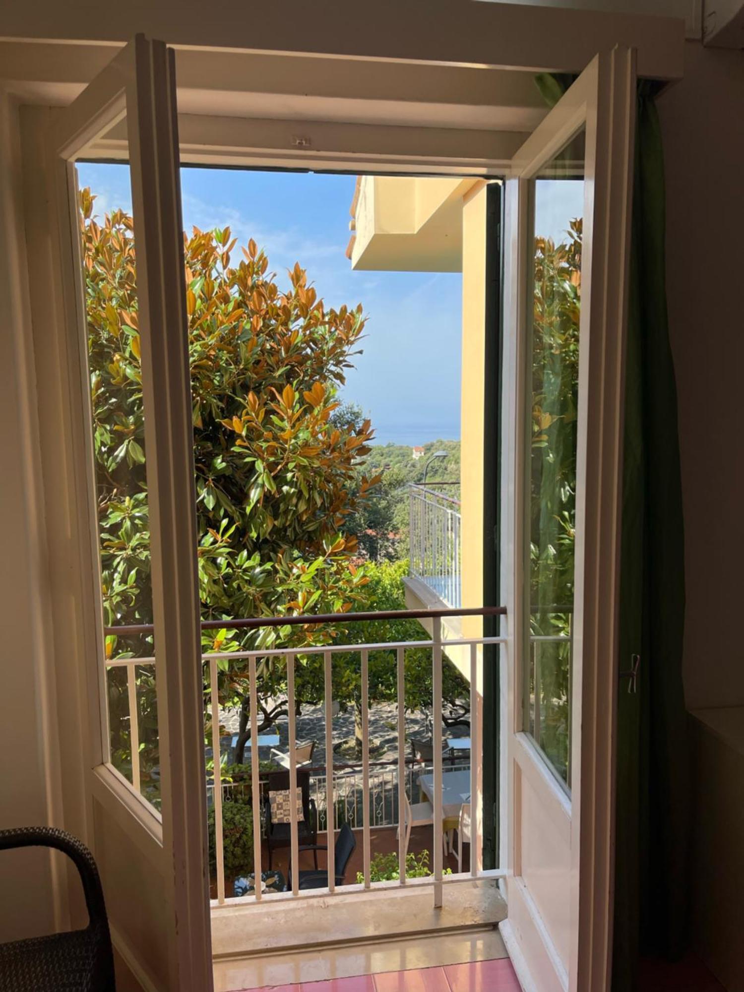 Hotel Degli Aranci 3*