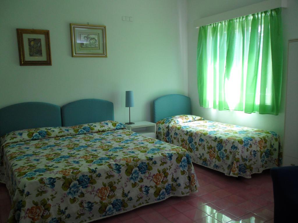 Degli Aranci Hotel 3*
